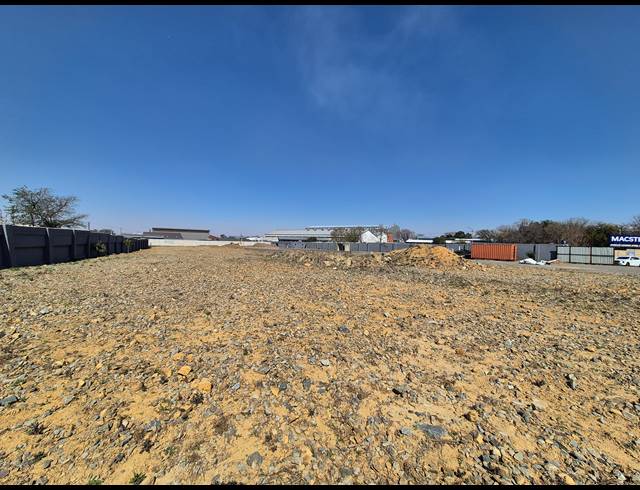 10,000M² VACANT LAND FOR SALE IN WADEVILLE